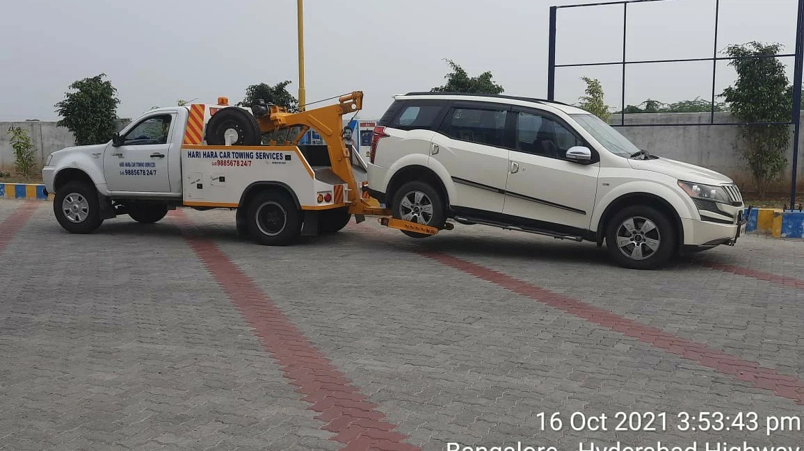 Ns Car Towing Services tow truck on the highway